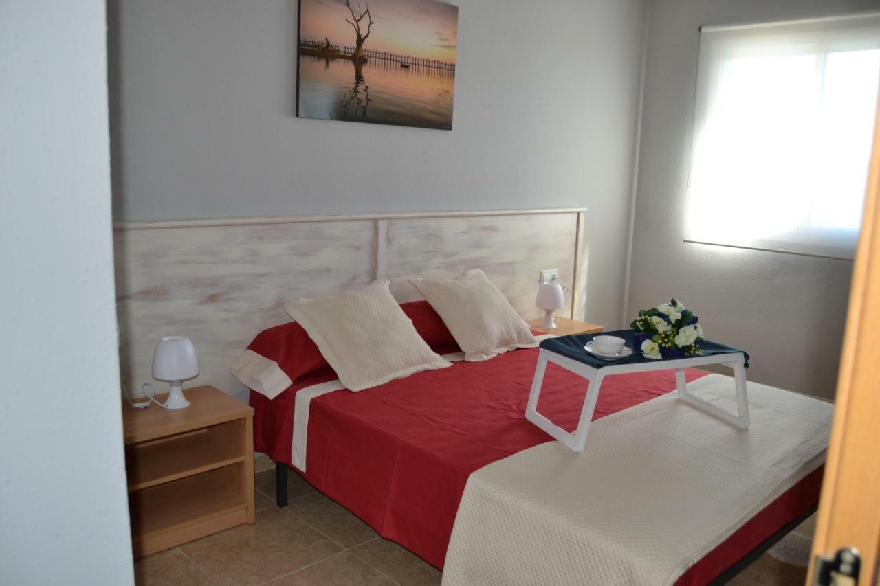 Lovely Familiar Apartment With Pool In Cap Салоу Екстериор снимка