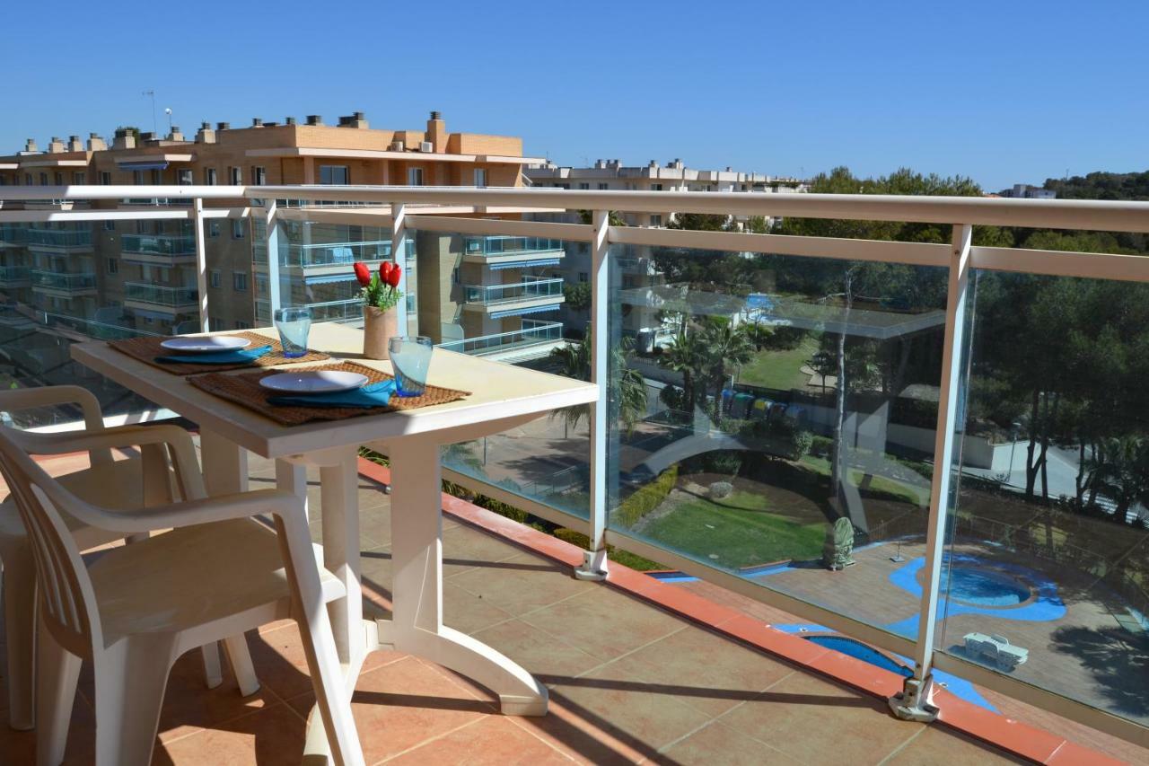Lovely Familiar Apartment With Pool In Cap Салоу Екстериор снимка