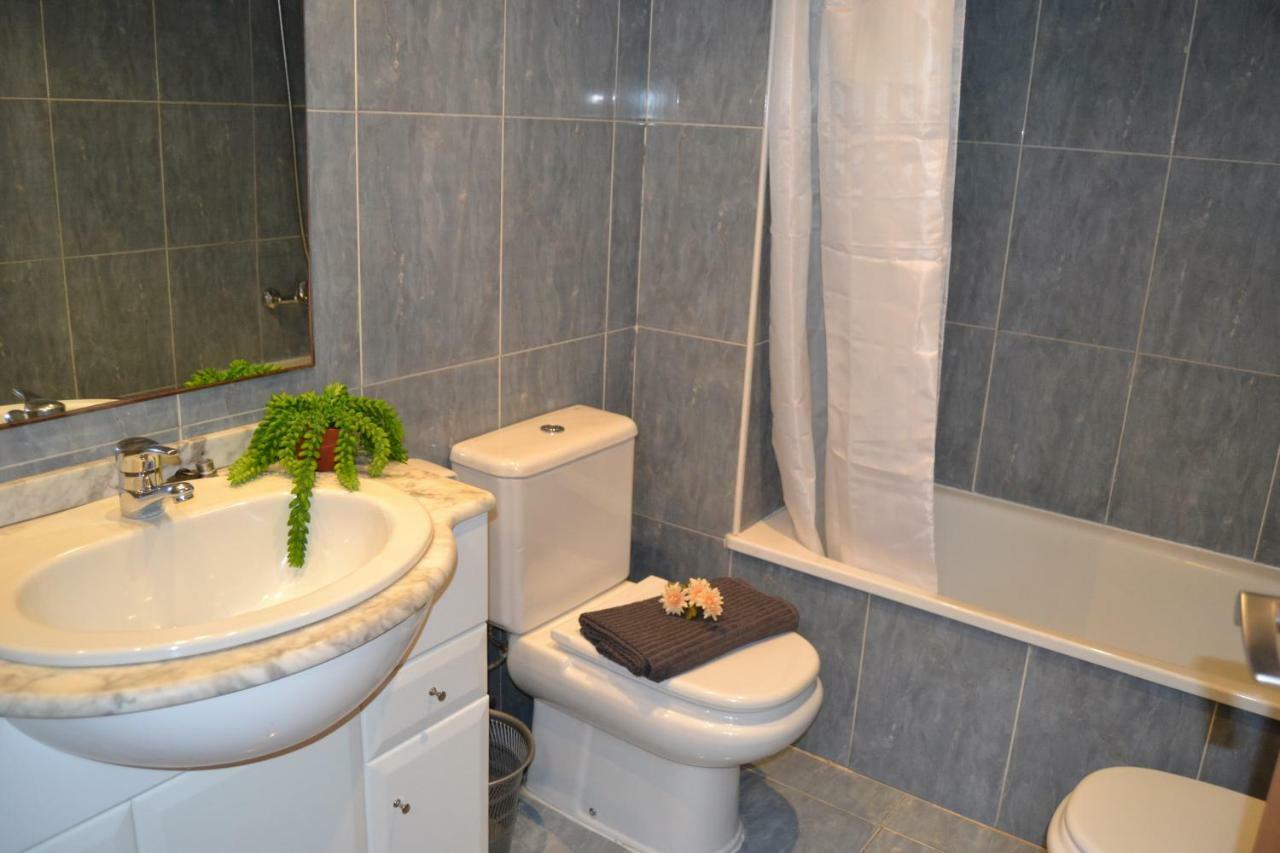 Lovely Familiar Apartment With Pool In Cap Салоу Екстериор снимка